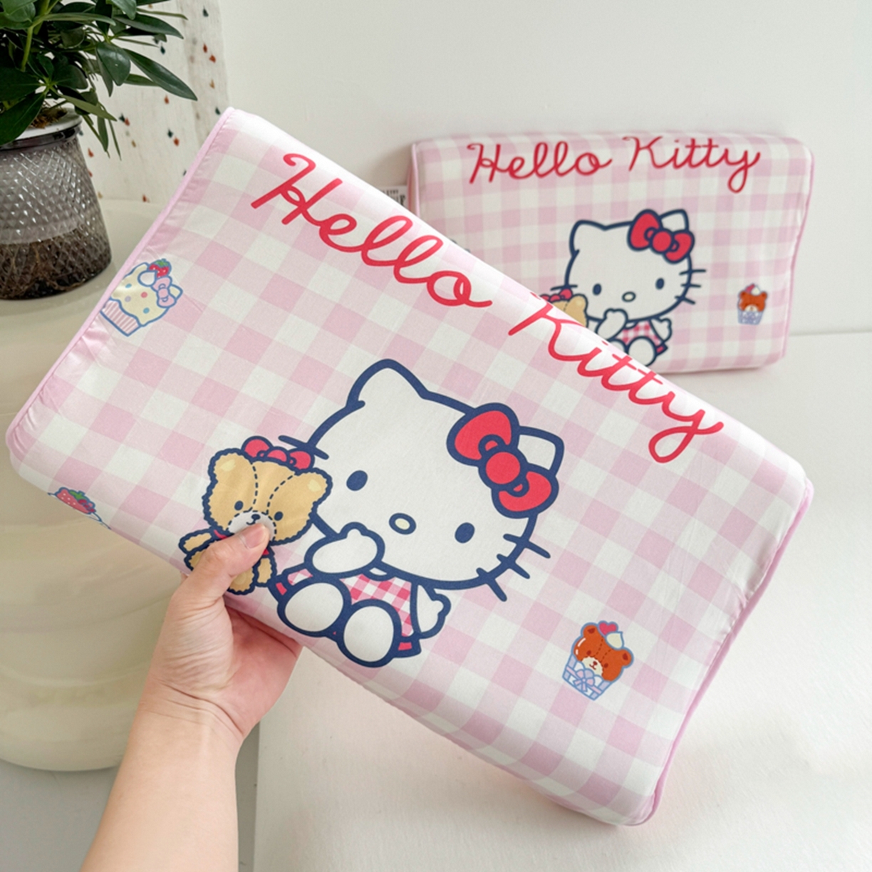 91家纺网 家纺一手货源 找家纺 花满路 2026新款卡通儿童三丽鸥枕头枕芯 粉格kt