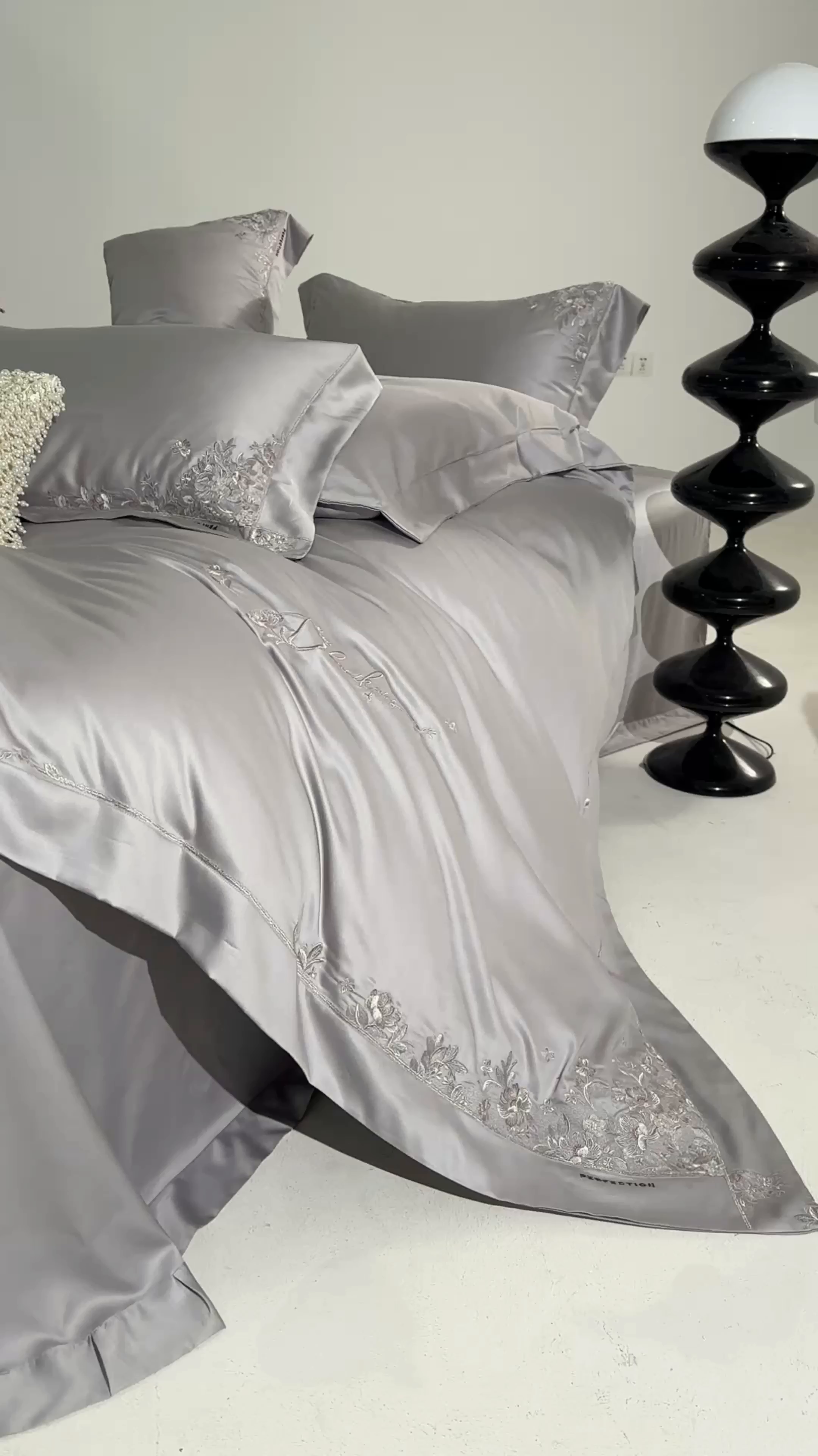 91家纺网 家纺一手货源 找家纺 诗黛尔 2026春夏新品 艾能棉刺绣 嘉伯丽尔系列 嘉伯丽尔-漫漫灰