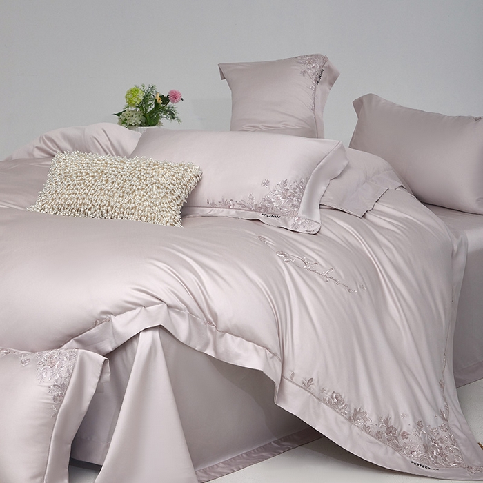 91家纺网 家纺一手货源 找家纺 诗黛尔 2026春夏新品 艾能棉刺绣 嘉伯丽尔系列 嘉伯丽尔-柔米咖