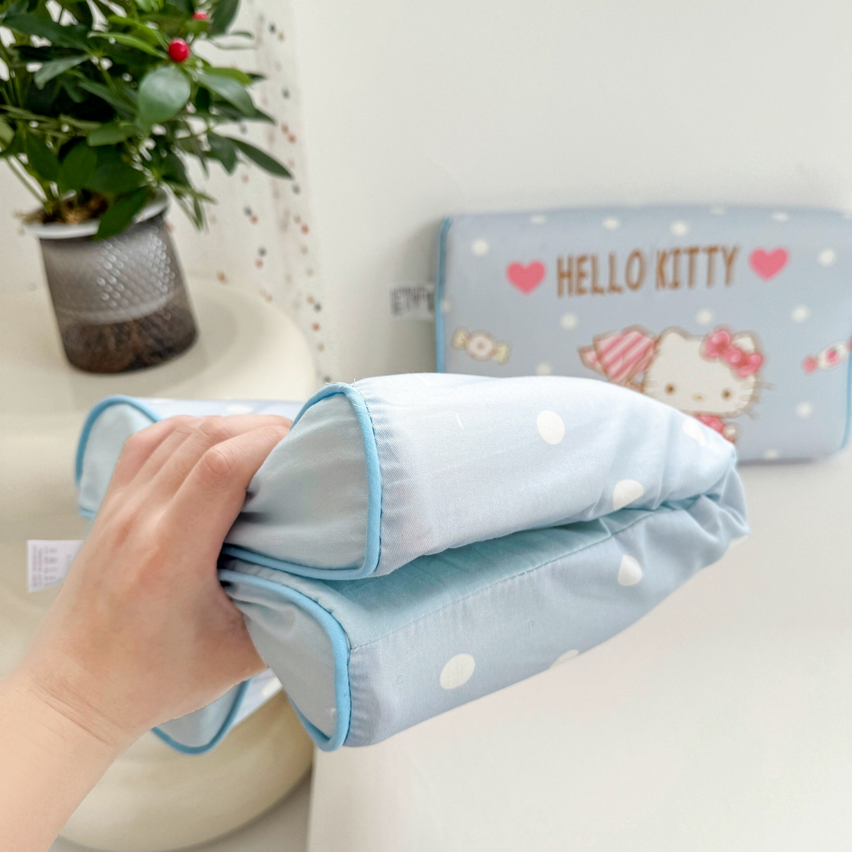 91家纺网 家纺一手货源 找家纺 花满路 2026新款卡通儿童三丽鸥枕头枕芯 浅蓝kitty