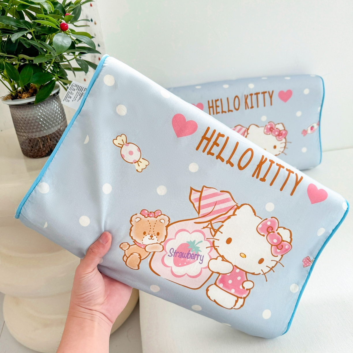 91家纺网 家纺一手货源 找家纺 花满路 2026新款卡通儿童三丽鸥枕头枕芯 浅蓝kitty