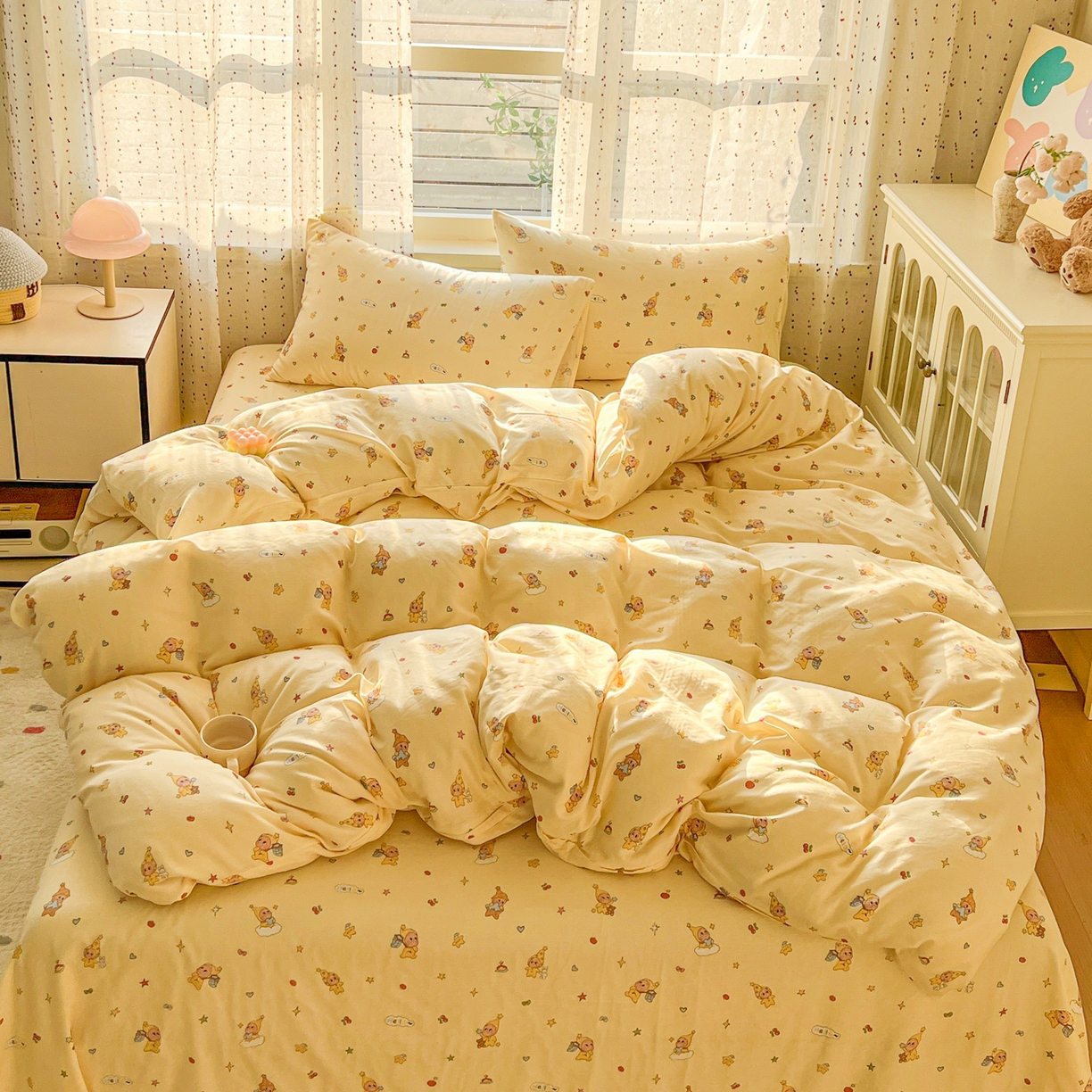 91家纺网 家纺一手货源 找家纺 感遇家纺 2026新款A类全棉有氧双层纱卡通四件套 星星人