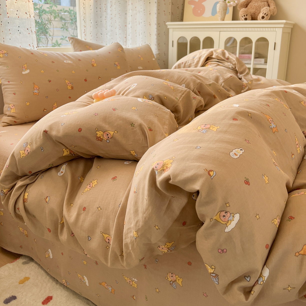 91家纺网 家纺一手货源 找家纺 感遇家纺 2026新款A类全棉有氧双层纱卡通四件套 星星人咖