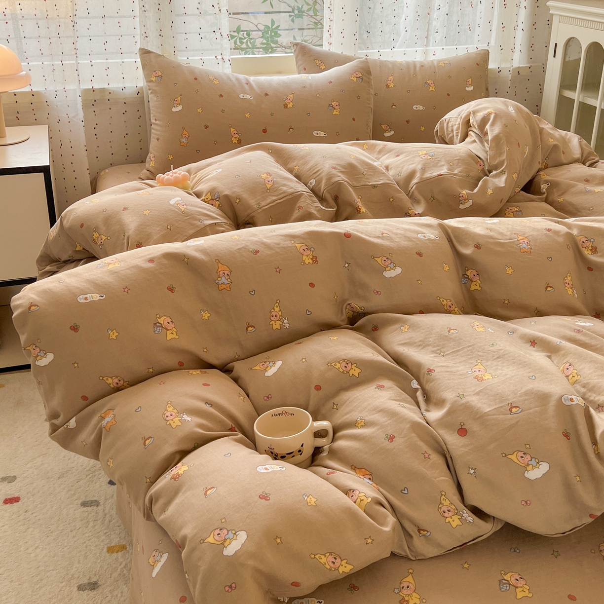 91家纺网 家纺一手货源 找家纺 感遇家纺 2026新款A类全棉有氧双层纱卡通四件套 星星人咖