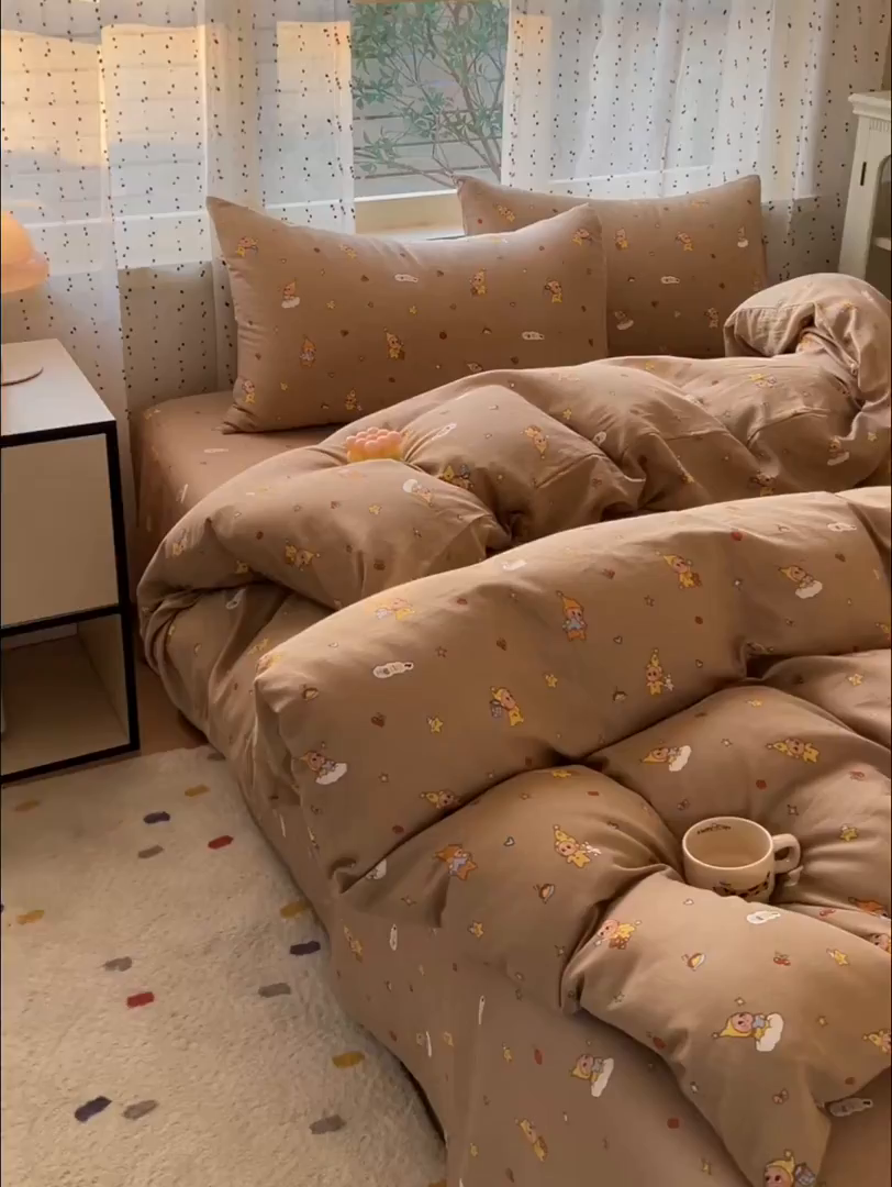 91家纺网 家纺一手货源 找家纺 感遇家纺 2026新款A类全棉有氧双层纱卡通四件套 星星人咖