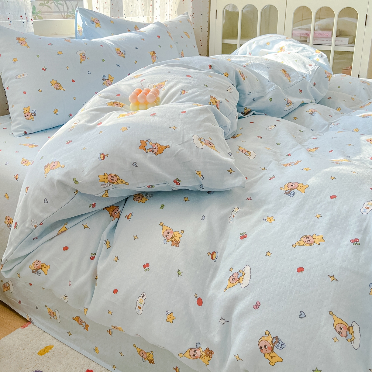 91家纺网 家纺一手货源 找家纺 感遇家纺 2026新款A类全棉有氧双层纱卡通四件套 星星人蓝