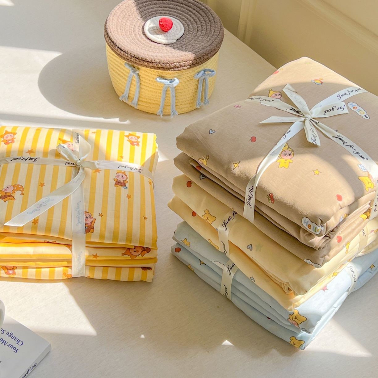 91家纺网 家纺一手货源 找家纺 感遇家纺 2026新款A类全棉有氧双层纱卡通四件套 组合