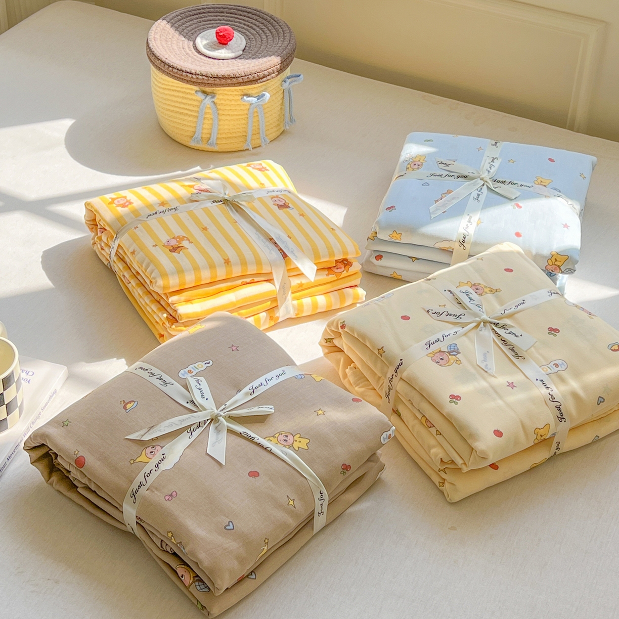 91家纺网 家纺一手货源 找家纺 感遇家纺 2026新款A类全棉有氧双层纱卡通四件套 组合