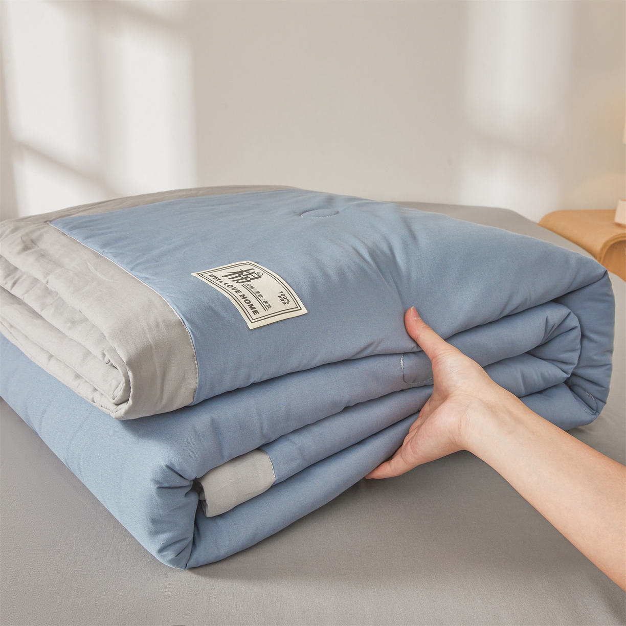91家纺网 家纺一手货源 找家纺 晓时候 2026新款纯色100%里外全棉新疆棉花被纯棉夏凉被空调被夏被四件套被子被芯 里外全棉-海蓝拼灰