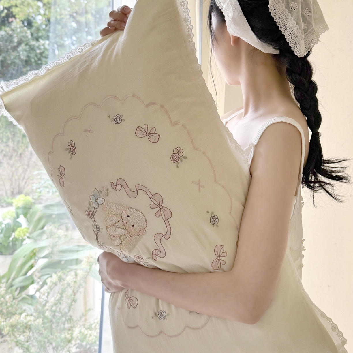 91家纺网 家纺一手货源 找家纺 鹿班家居 2026春夏新款全棉皱皱纱刺绣夏被夏凉被空调被-糯糯奶泡（标准会员-20元） 糯糯奶泡-白色