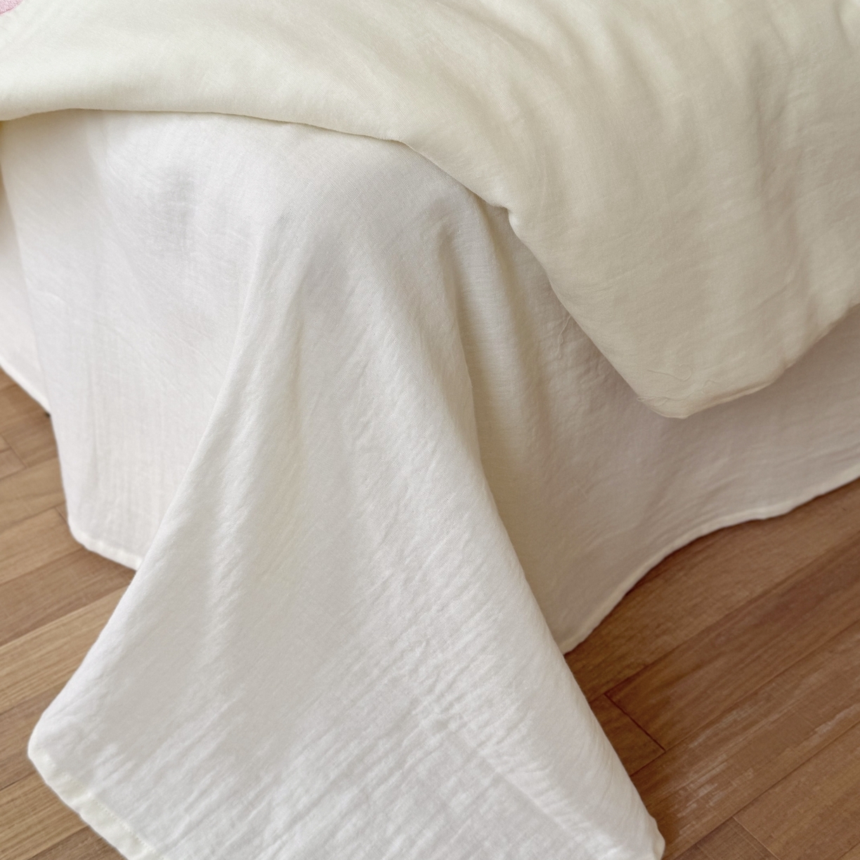 91家纺网 家纺一手货源 找家纺 鹿班家居 2026春夏新款全棉皱皱纱刺绣夏被夏凉被空调被-糯糯奶泡（标准会员-20元） 糯糯奶泡-白色