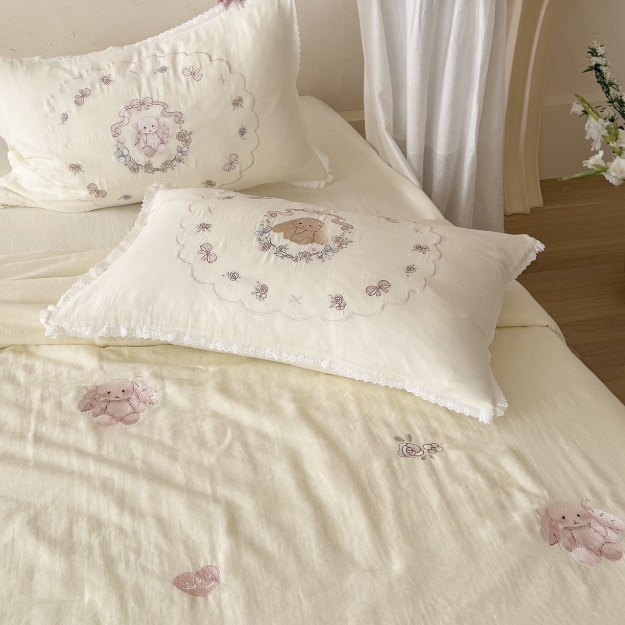 91家纺网 家纺一手货源 找家纺 鹿班家居 2026春夏新款全棉皱皱纱刺绣夏被夏凉被空调被-糯糯奶泡（标准会员-20元） 糯糯奶泡-白色