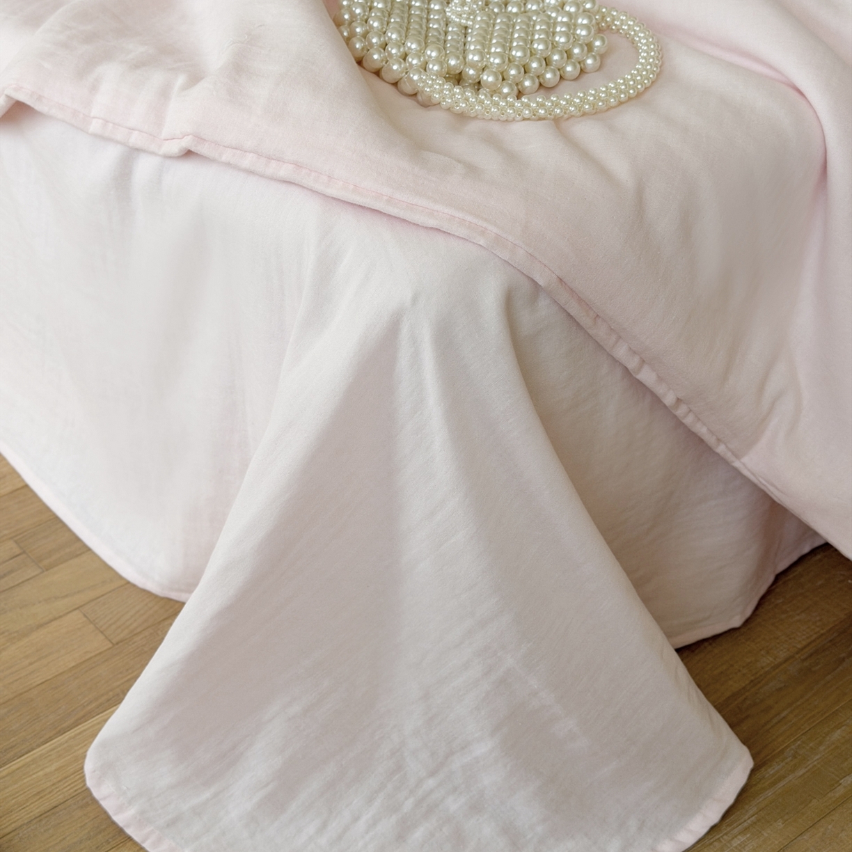 91家纺网 家纺一手货源 找家纺 鹿班家居 2026春夏新款全棉皱皱纱刺绣夏被夏凉被空调被-糯糯奶泡（标准会员-20元） 糯糯奶泡-粉色