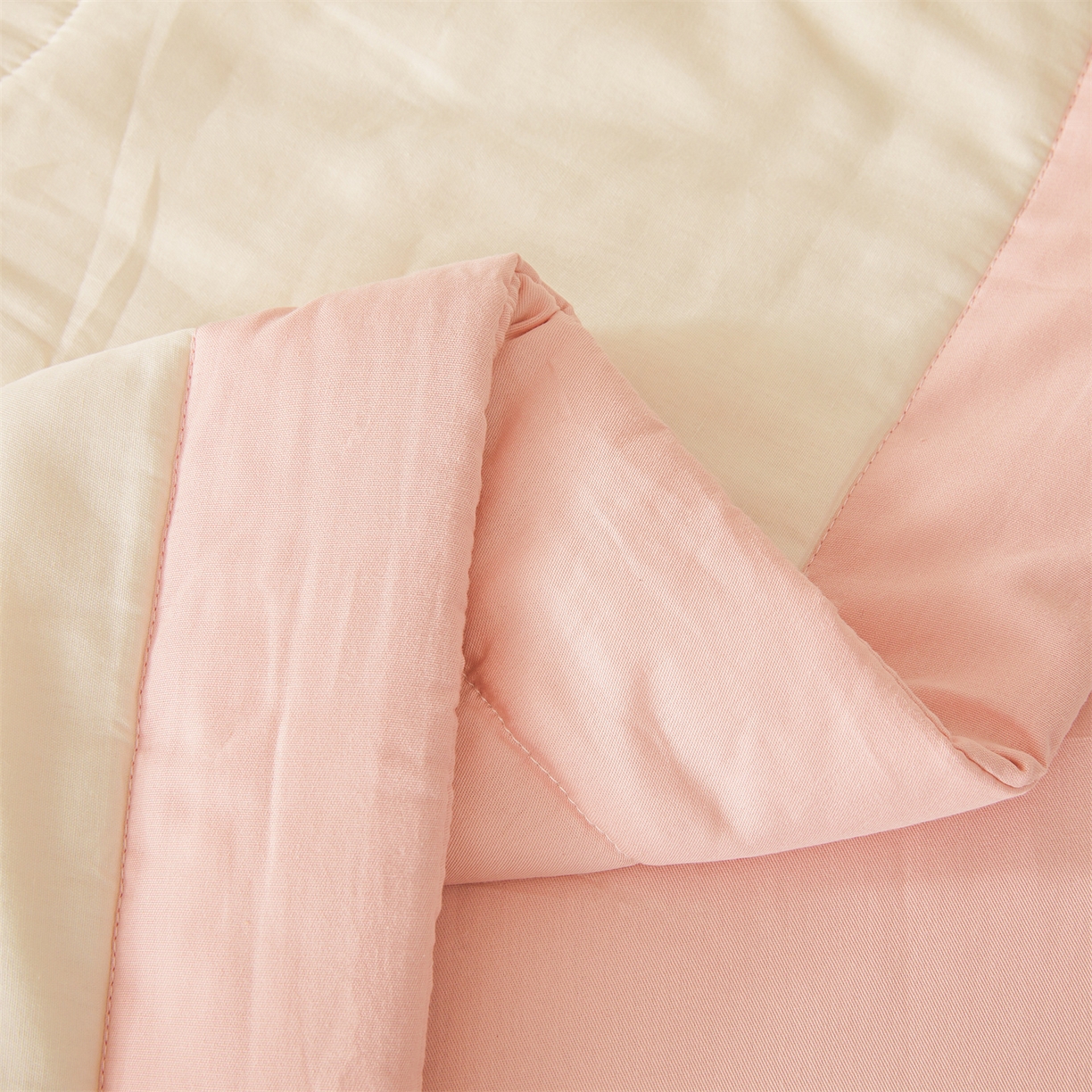 91家纺网 家纺一手货源 找家纺 晓时候 2026新款纯色100%里外全棉新疆棉花被纯棉夏凉被空调被夏被四件套被子被芯 里外全棉-月光白拼粉