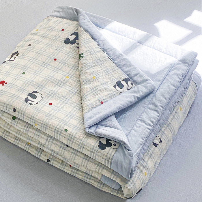 91家纺网 家纺一手货源 找家纺 爱屋及屋 2026春夏新款小清新双层纱宽包边棉花夏被夏凉被空调被 小熊猫