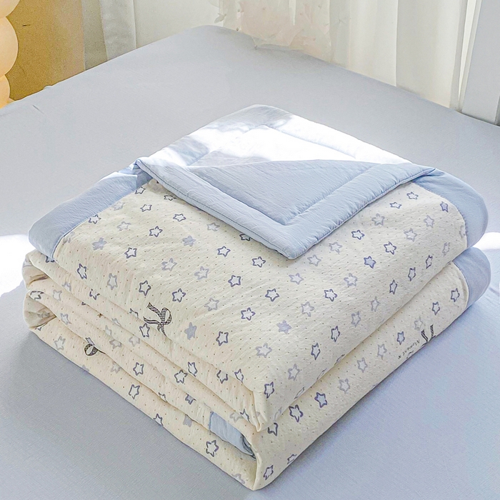 91家纺网 家纺一手货源 找家纺 爱屋及屋 2026春夏新款小清新双层纱宽包边棉花夏被夏凉被空调被 动感星星