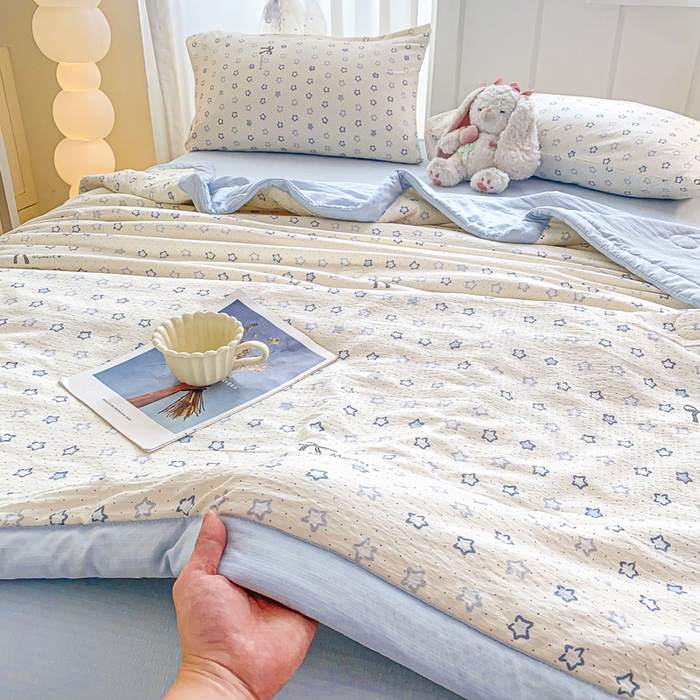 91家纺网 家纺一手货源 找家纺 爱屋及屋 2026春夏新款小清新双层纱宽包边棉花夏被夏凉被空调被 动感星星