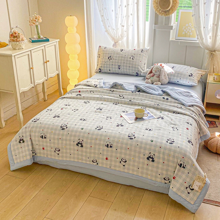 91家纺网 家纺一手货源 找家纺 爱屋及屋 2026春夏新款小清新双层纱宽包边棉花夏被夏凉被空调被 小熊猫