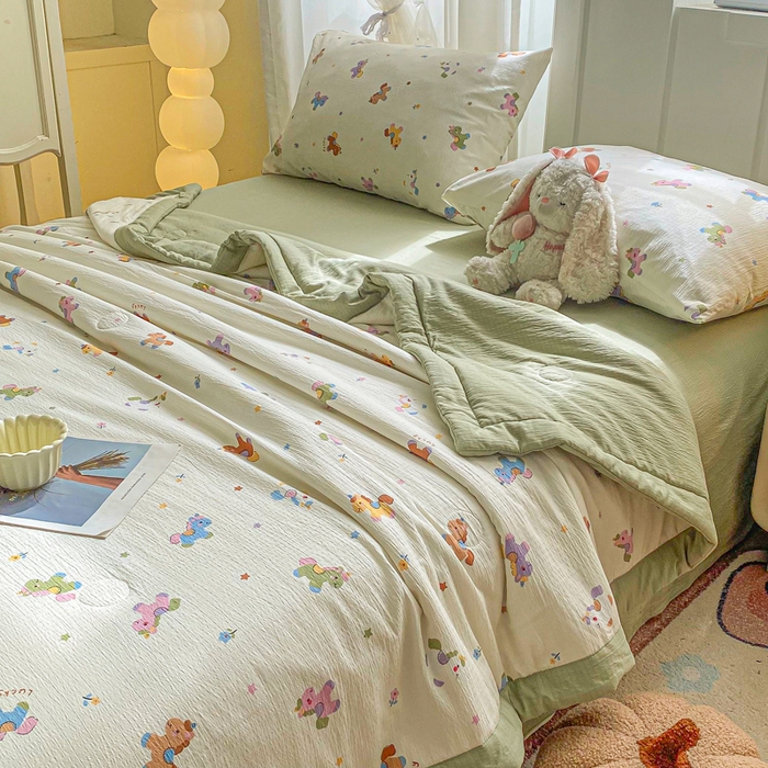 91家纺网 家纺一手货源 找家纺 爱屋及屋 2026春夏新款小清新双层纱宽包边棉花夏被夏凉被空调被 星星小马