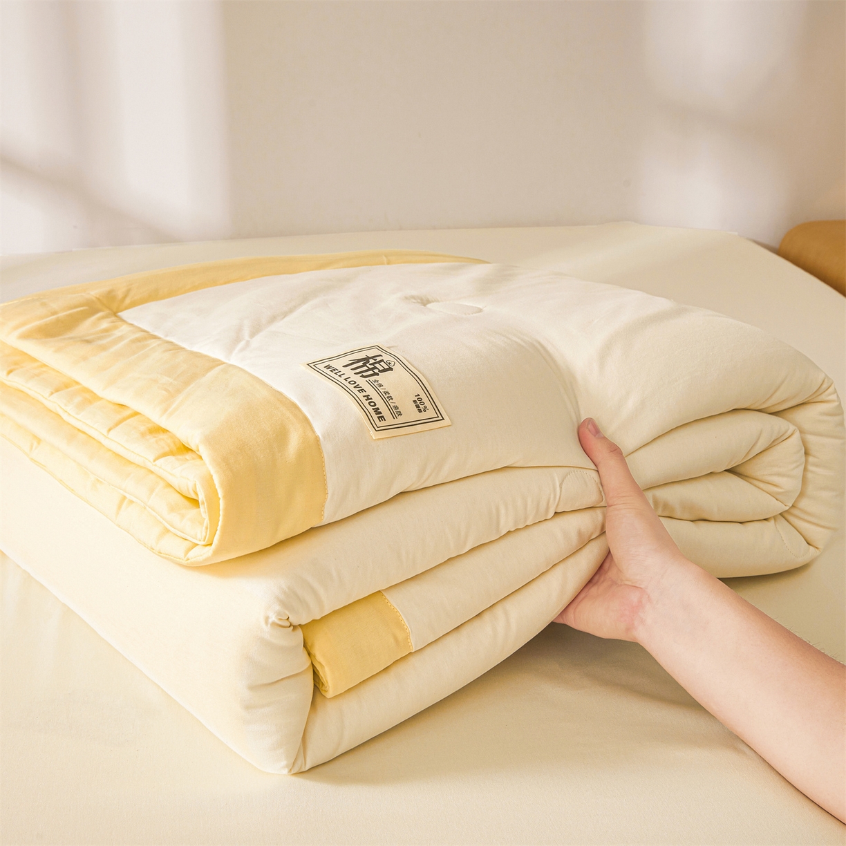 91家纺网 家纺一手货源 找家纺 晓时候 2026新款纯色100%里外全棉新疆棉花被纯棉夏凉被空调被夏被四件套被子被芯 里外全棉-月光白拼黄