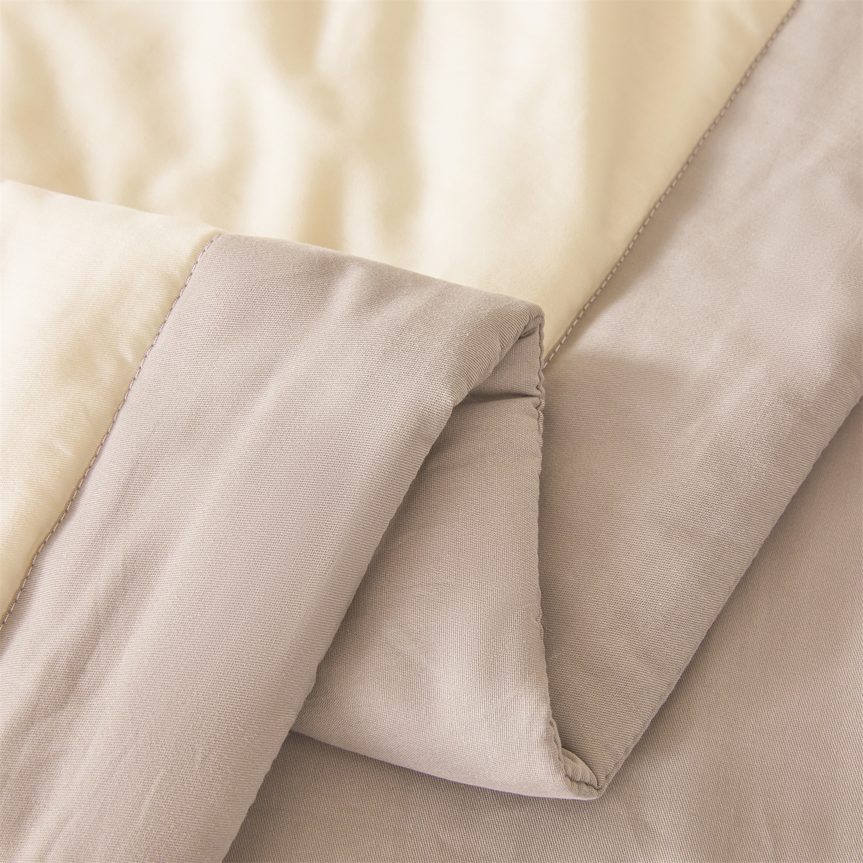 91家纺网 家纺一手货源 找家纺 晓时候 2026新款纯色100%里外全棉新疆棉花被纯棉夏凉被空调被夏被四件套被子被芯 里外全棉-月光白拼灰