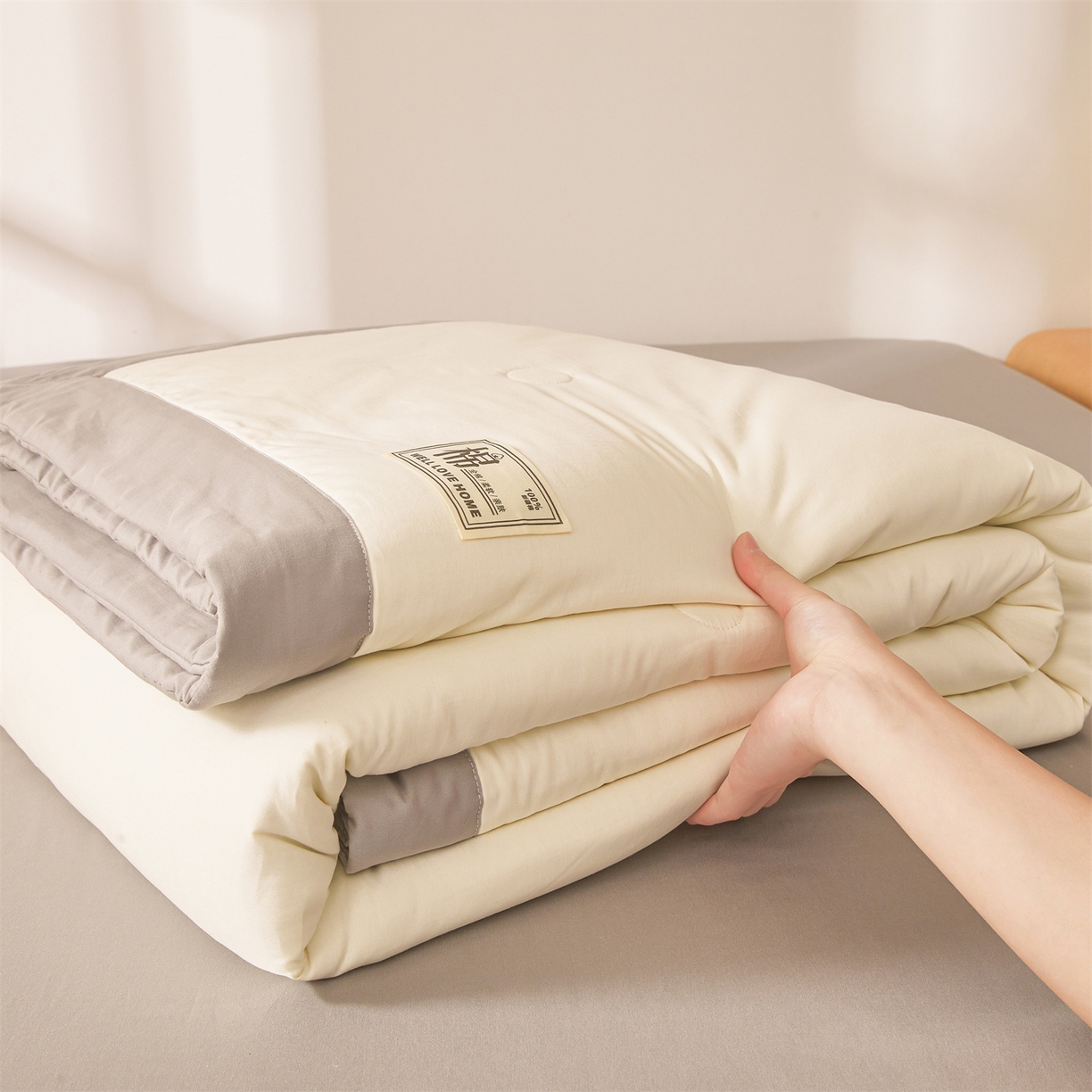 91家纺网 家纺一手货源 找家纺 晓时候 2026新款纯色100%里外全棉新疆棉花被纯棉夏凉被空调被夏被四件套被子被芯 里外全棉-月光白拼灰