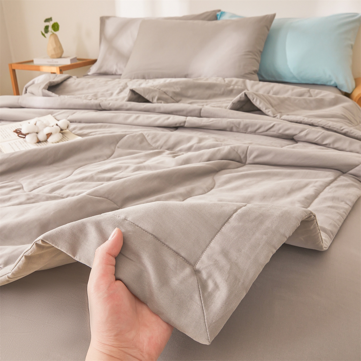 91家纺网 家纺一手货源 找家纺 晓时候 2026新款纯色100%里外全棉新疆棉花被纯棉夏凉被空调被夏被四件套被子被芯 里外全棉-月光灰