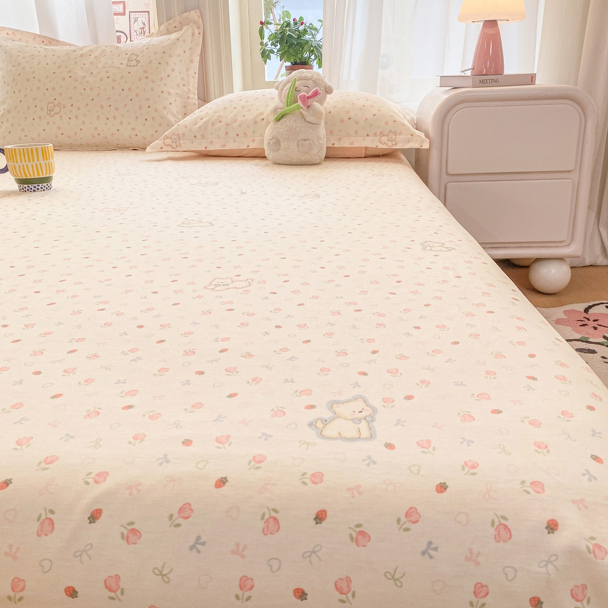 91家纺网 家纺一手货源 找家纺 女子家纺 2026新款全棉纯棉印花花卉款床单单品床单单件 玫瑰小狗