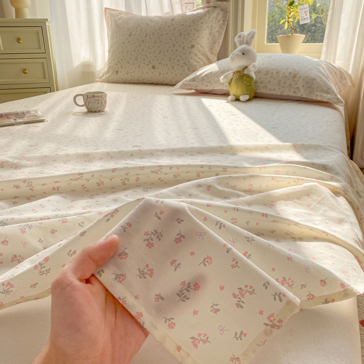 91家纺网 家纺一手货源 找家纺 女子家纺 2026新款全棉纯棉印花花卉款床单单品床单单件 微花耳耳粉
