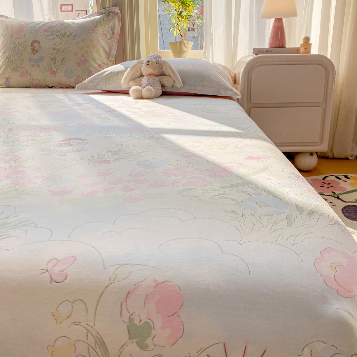 91家纺网 家纺一手货源 找家纺 女子家纺 2026新款全棉纯棉印花花卉款床单单品床单单件 花丛甜崽