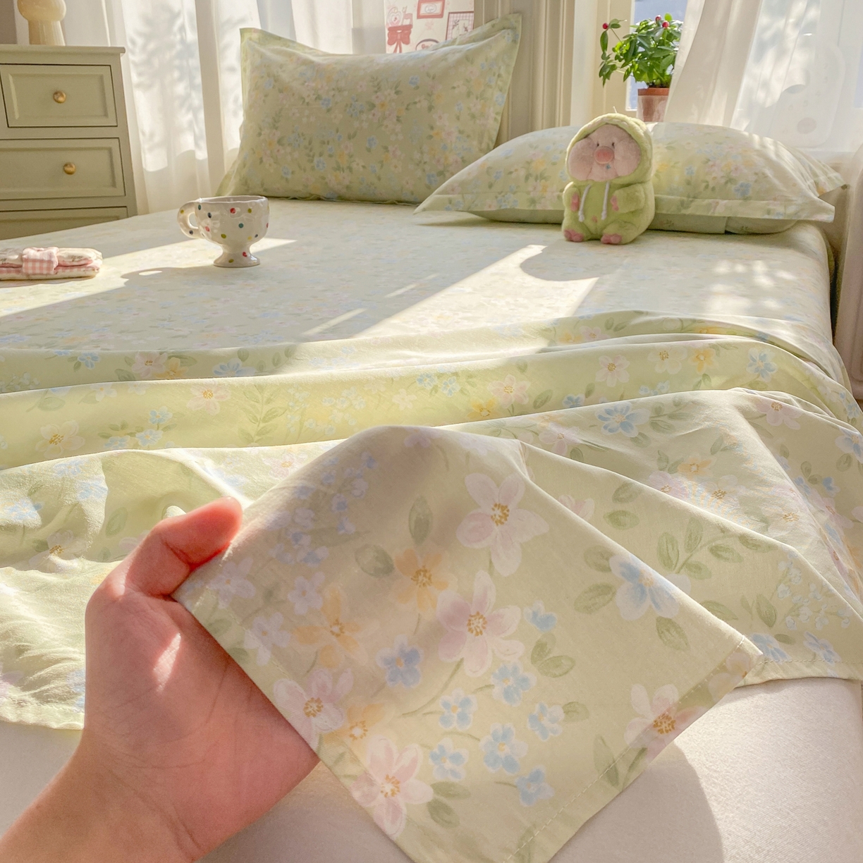 91家纺网 家纺一手货源 找家纺 女子家纺 2026新款全棉纯棉印花花卉款床单单品床单单件 徐徐花开