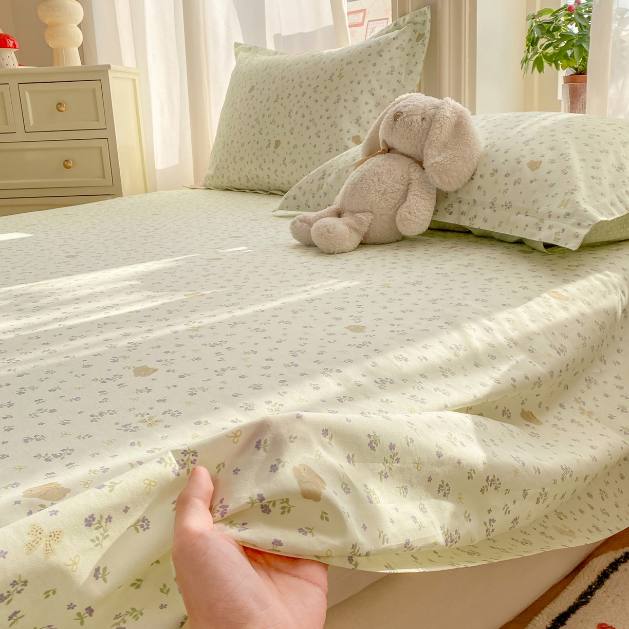 91家纺网 家纺一手货源 找家纺 女子家纺 2026新款全棉纯棉印花花卉款床单单品床单单件 微花耳耳蓝