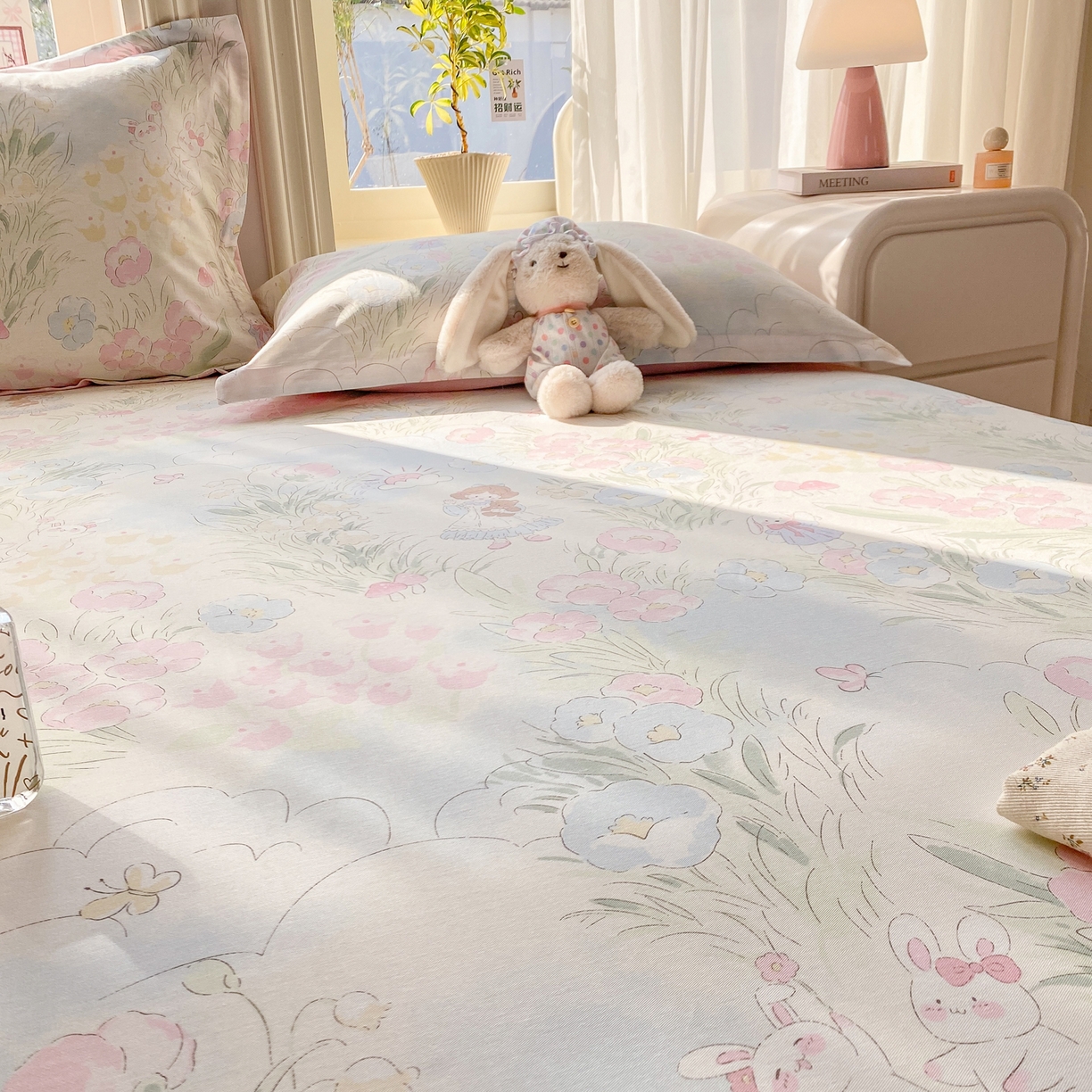 91家纺网 家纺一手货源 找家纺 女子家纺 2026新款全棉纯棉印花花卉款床单单品床单单件 花丛甜崽