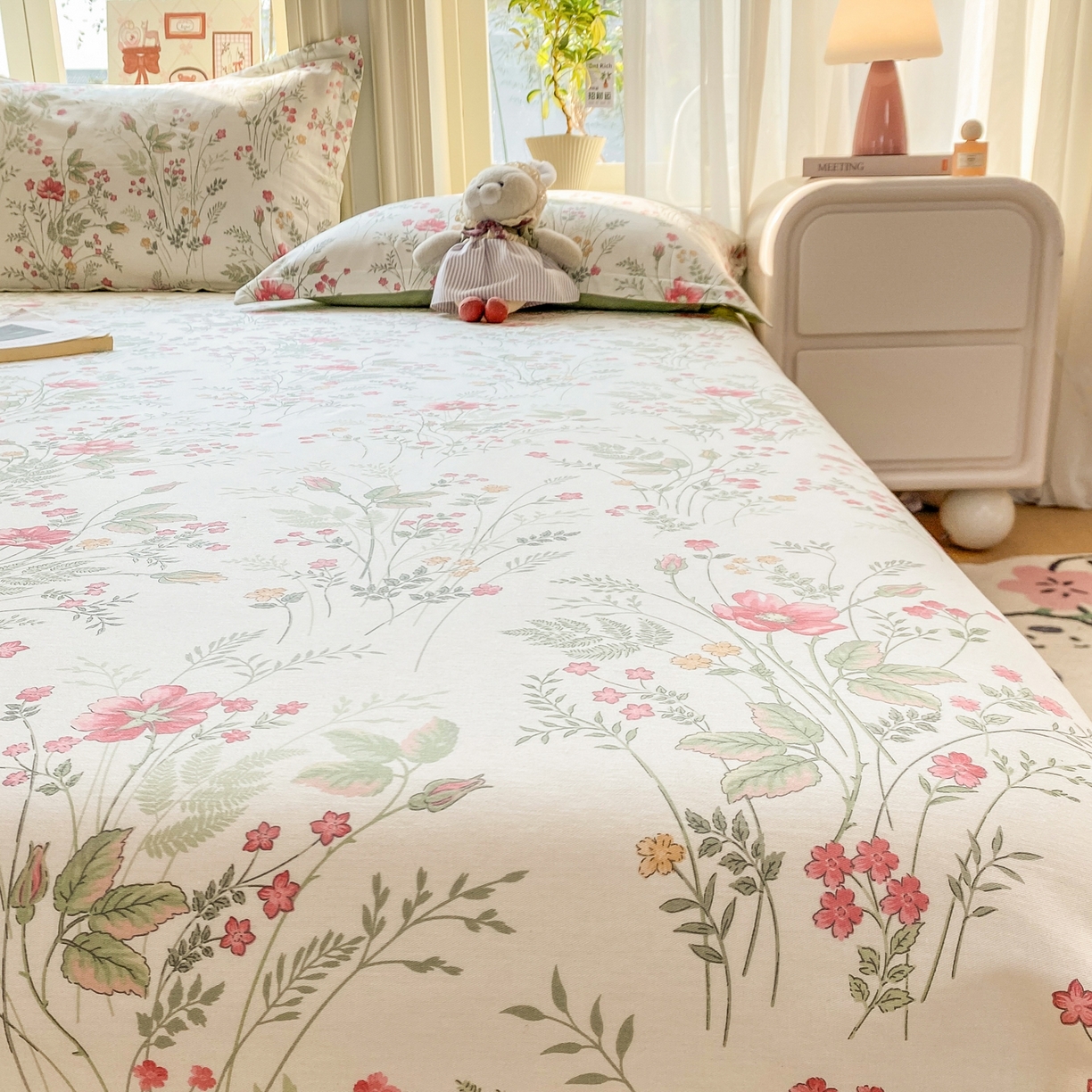 91家纺网 家纺一手货源 找家纺 女子家纺 2026新款全棉纯棉印花花卉款床单单品床单单件 玉笛花间