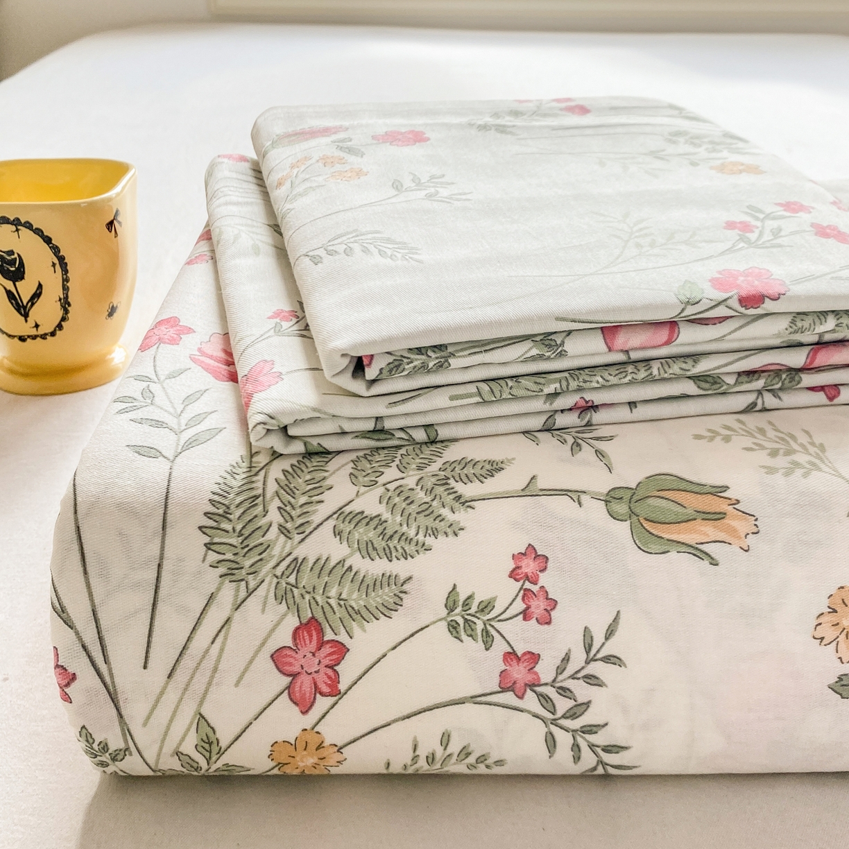 91家纺网 家纺一手货源 找家纺 女子家纺 2026新款全棉纯棉印花花卉款床单单品床单单件 玉笛花间