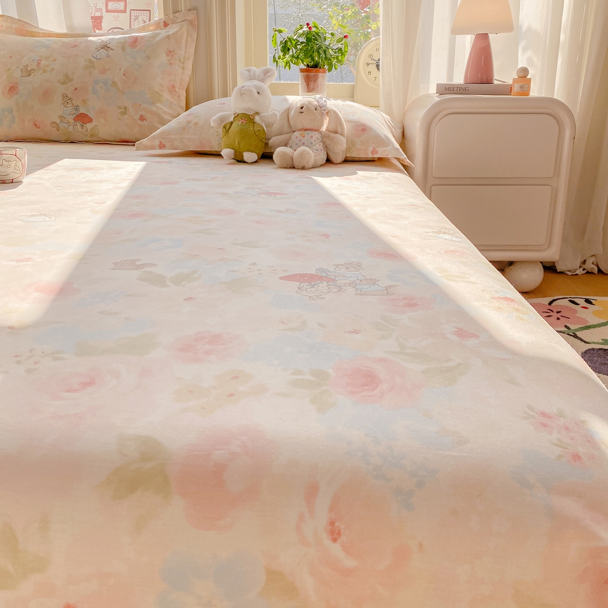 91家纺网 家纺一手货源 找家纺 女子家纺 2026新款全棉纯棉印花花卉款床单单品床单单件 油画弦音