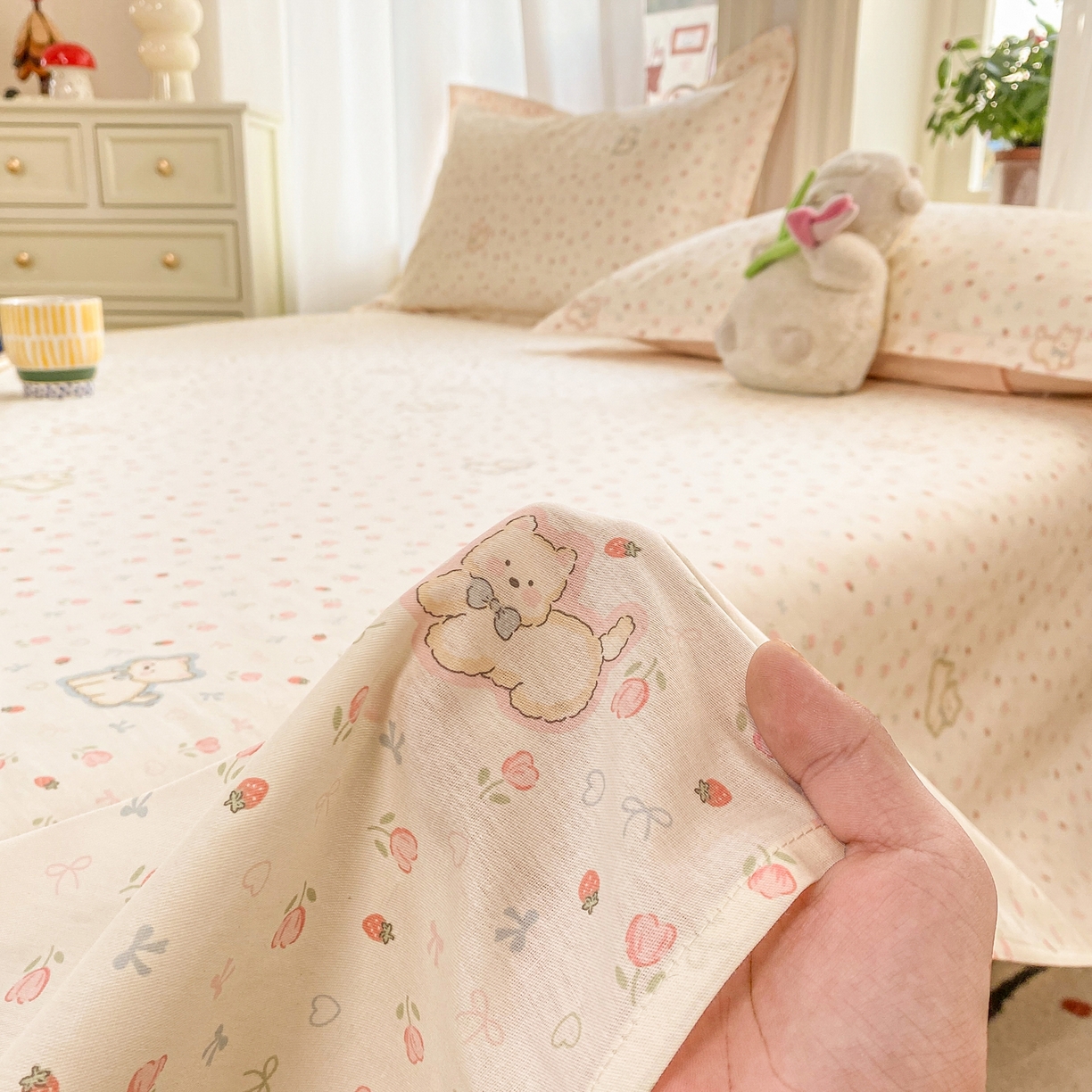 91家纺网 家纺一手货源 找家纺 女子家纺 2026新款全棉纯棉印花花卉款床单单品床单单件 玫瑰小狗