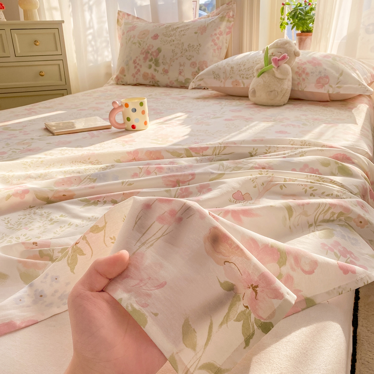 91家纺网 家纺一手货源 找家纺 女子家纺 2026新款全棉纯棉印花花卉款床单单品床单单件 花仙兔兔