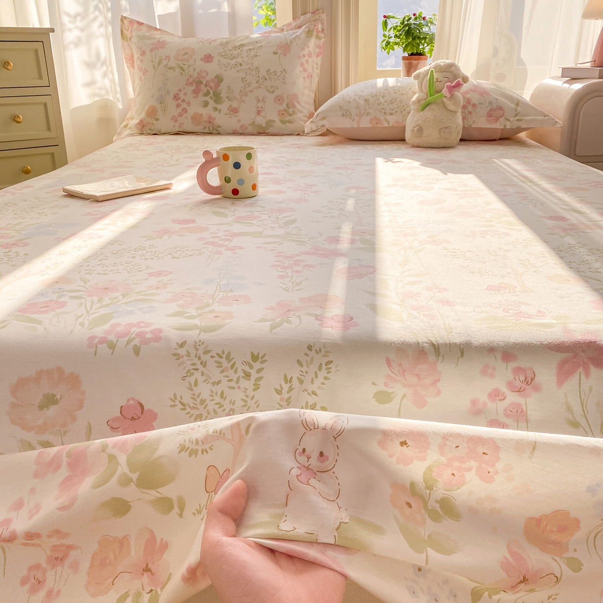 91家纺网 家纺一手货源 找家纺 女子家纺 2026新款全棉纯棉印花花卉款床单单品床单单件 花仙兔兔