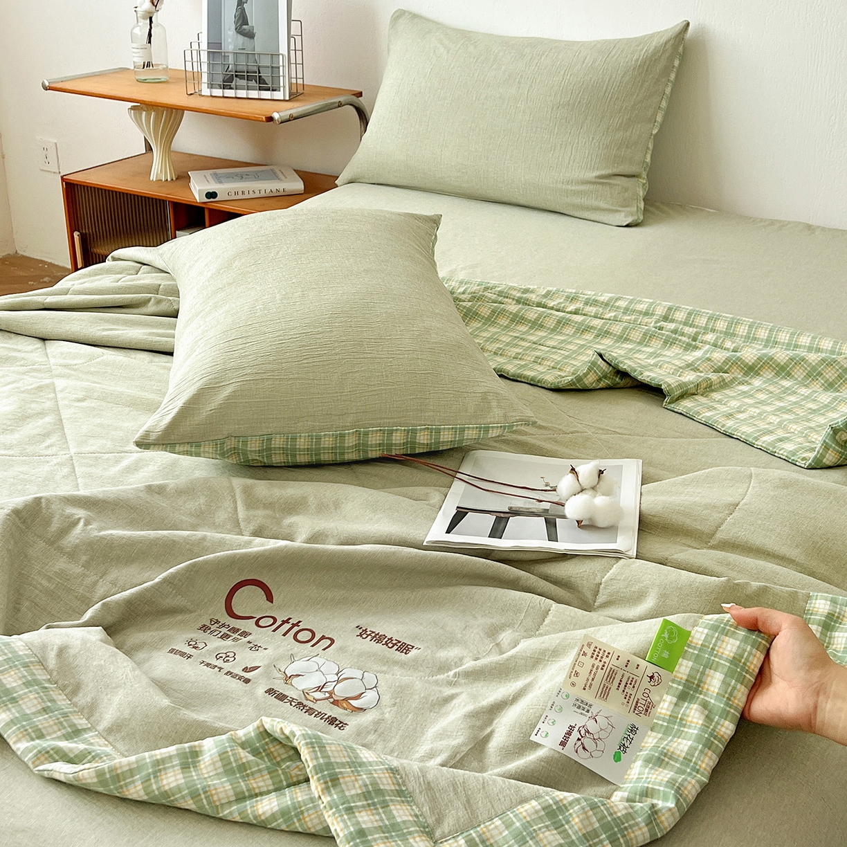 91家纺网 家纺一手货源 找家纺 云玲时尚 2026新款100%新疆棉花水洗色织夏被四件套 橄榄绿