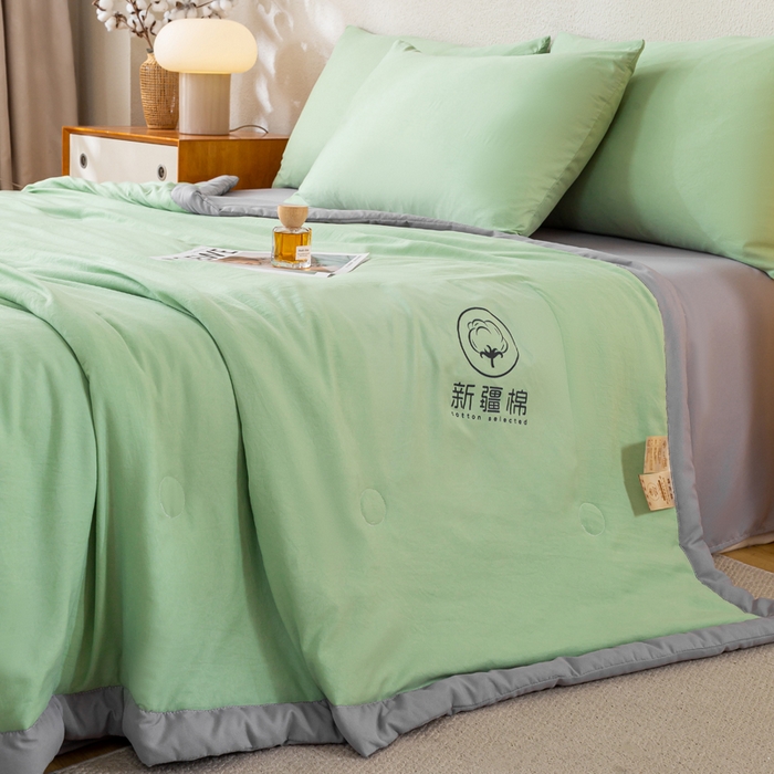 91家纺网 家纺一手货源 找家纺 憨豆家纺 2026春夏新款 水洗棉纯色双拼棉花被夏凉被空调被（常年有货款） 棉朵-抹茶灰