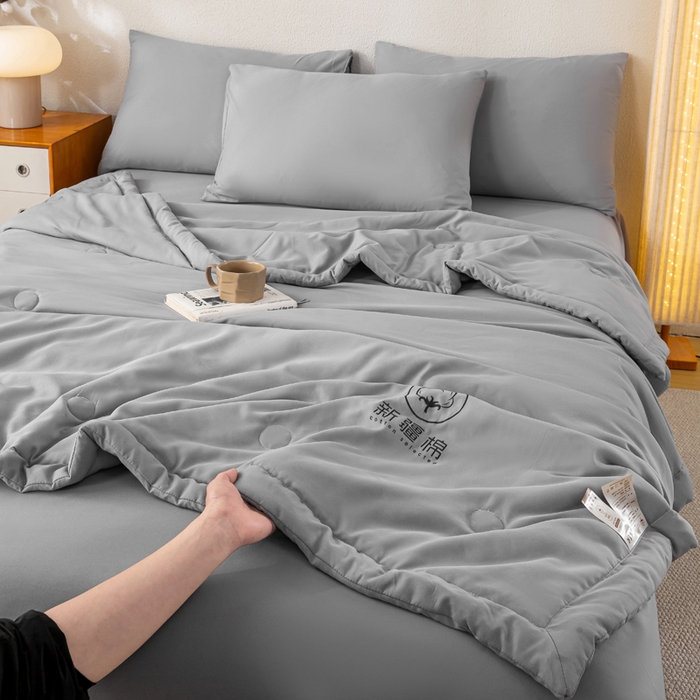 91家纺网 家纺一手货源 找家纺 憨豆家纺 2026春夏新款 水洗棉纯色双拼棉花被夏凉被空调被（常年有货款） 棉朵-简约灰