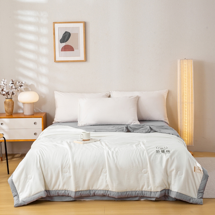 91家纺网 家纺一手货源 找家纺 憨豆家纺 2026春夏新款 水洗棉纯色双拼棉花被夏凉被空调被（常年有货款） 棉朵-浅灰白