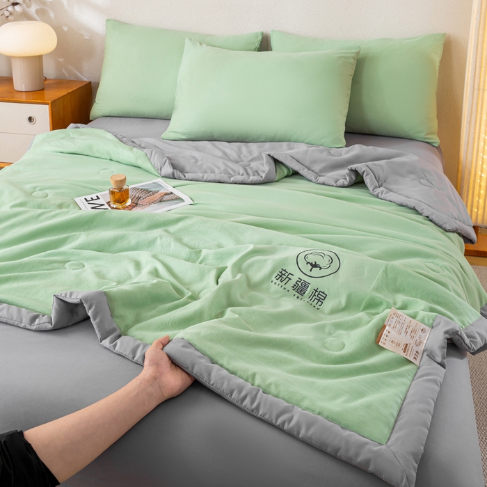 91家纺网 家纺一手货源 找家纺 憨豆家纺 2026春夏新款 水洗棉纯色双拼棉花被夏凉被空调被（常年有货款） 棉朵-抹茶灰