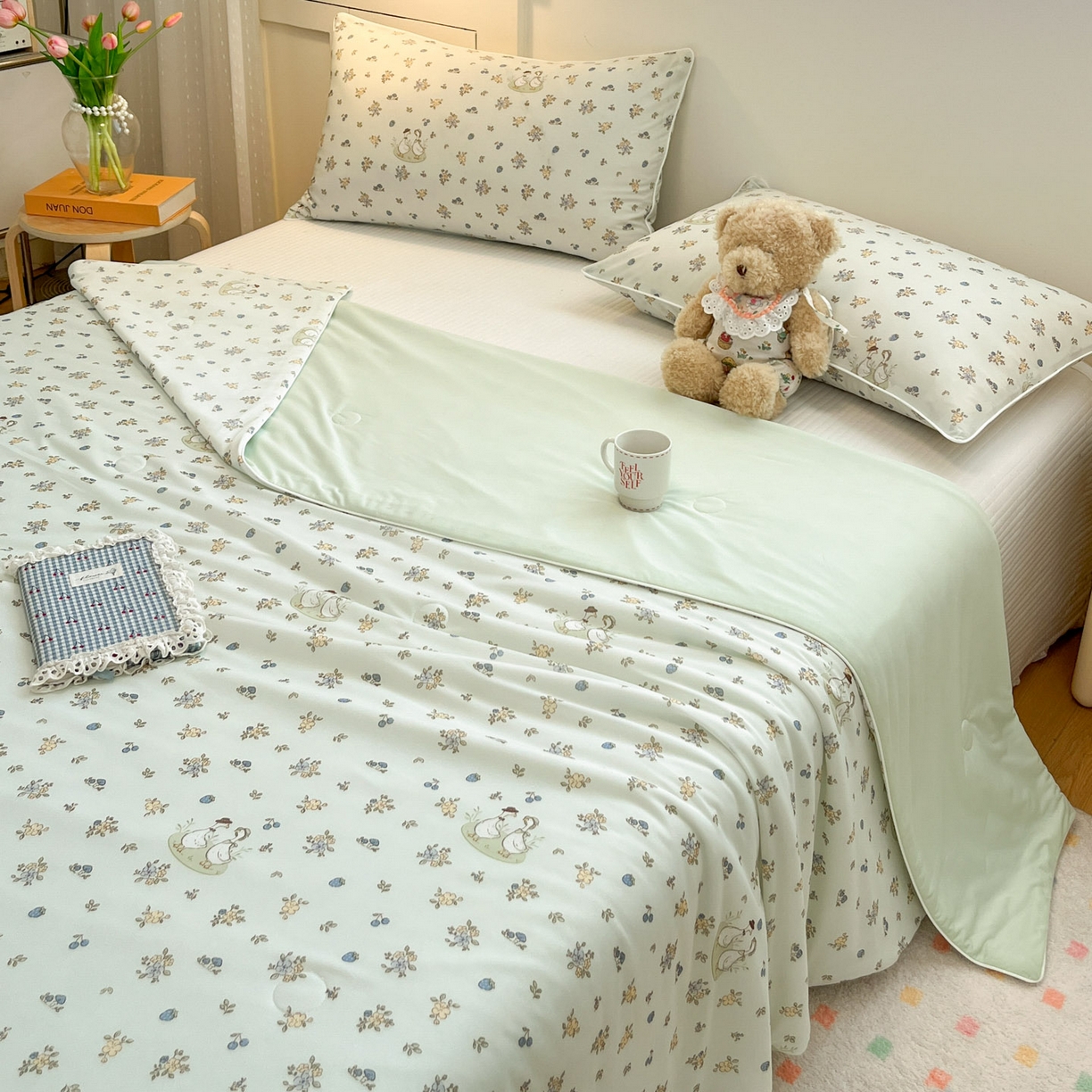 91家纺网 家纺一手货源 找家纺 羚羊语家纺 2026新款凉感丝印花夏凉被小冰皮空调被冰淇淋西瓜被针织棉夏被冰丝云母凉感被 鸭鸭日记