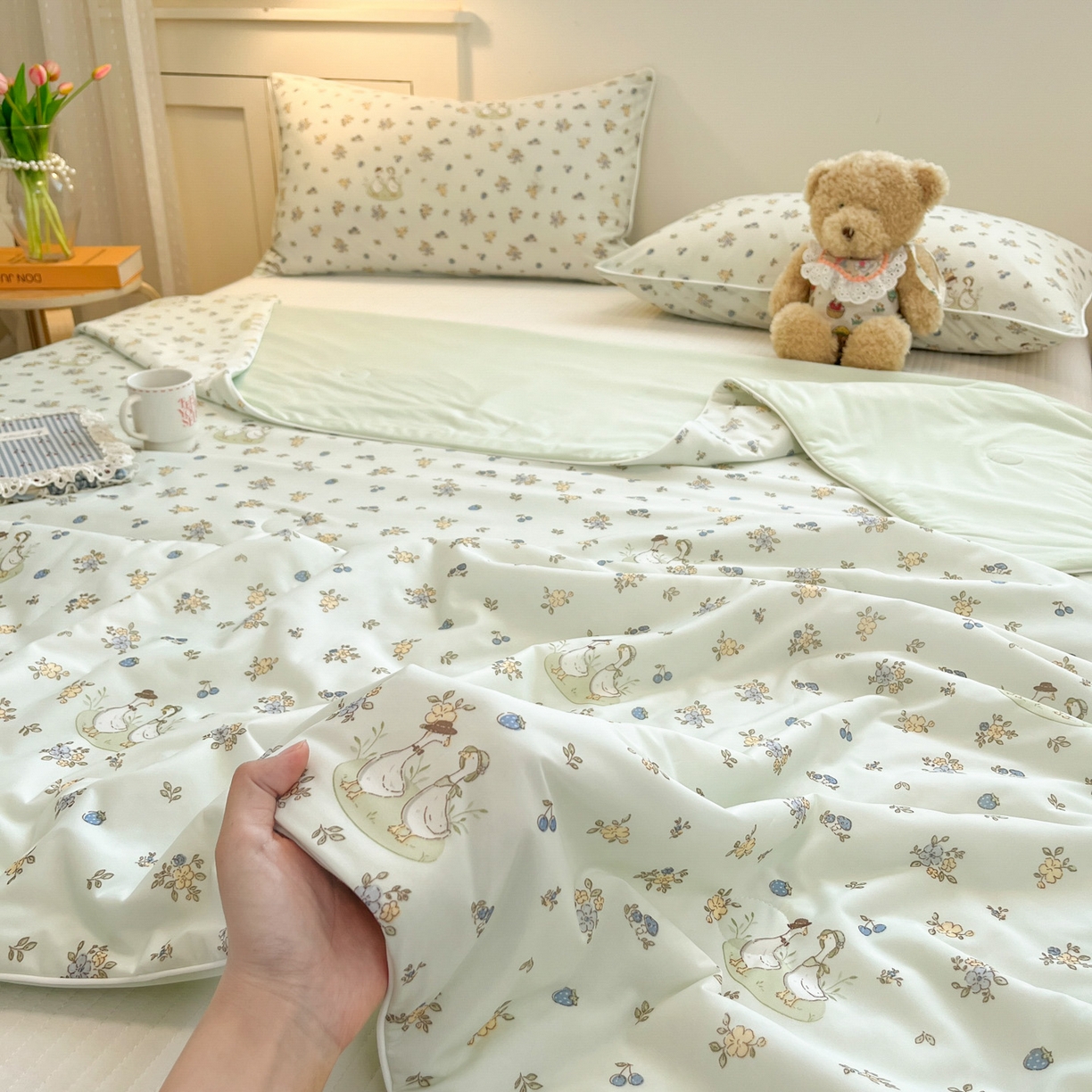 91家纺网 家纺一手货源 找家纺 羚羊语家纺 2026新款凉感丝印花夏凉被小冰皮空调被冰淇淋西瓜被针织棉夏被冰丝云母凉感被 鸭鸭日记