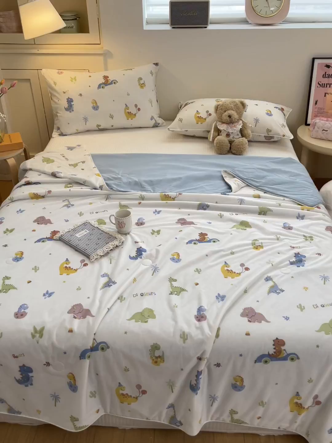 91家纺网 家纺一手货源 找家纺 羚羊语家纺 2026新款凉感丝印花夏凉被小冰皮空调被冰淇淋西瓜被针织棉夏被冰丝云母凉感被 恐龙乐园