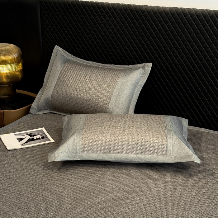 91家纺网 家纺一手货源 找家纺 （总）鑫琪莱家纺 2026新款PE草本凉感藤席子凉席