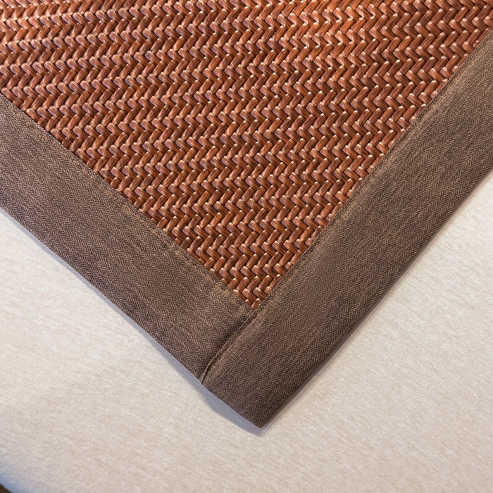 91家纺网 家纺一手货源 找家纺 鑫琪莱家纺 2026新款PE草本凉感藤席子凉席 经典咖-床席款