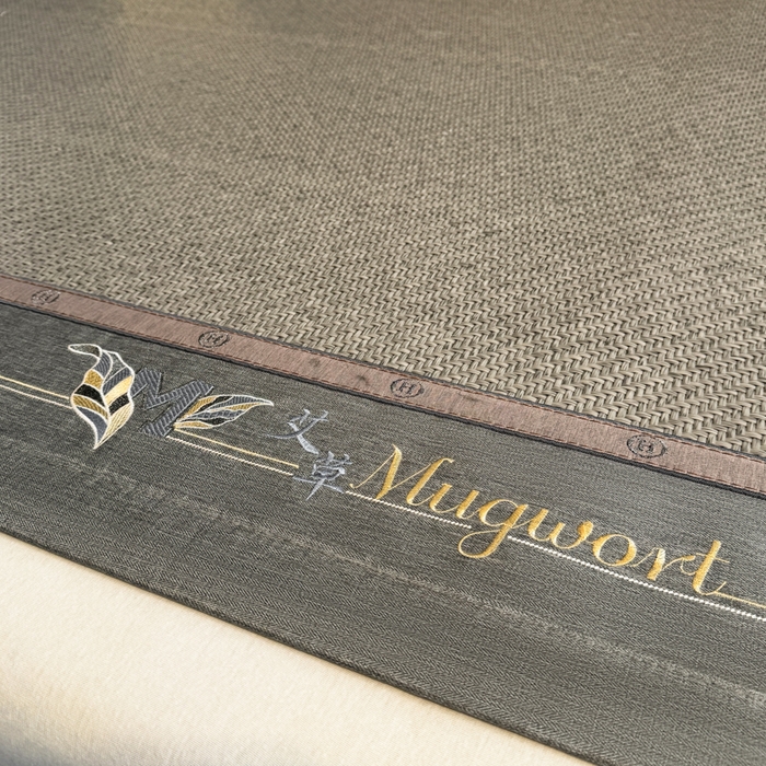 91家纺网 家纺一手货源 找家纺 鑫琪莱家纺 2026新款PE草本凉感藤席子凉席 艾草灰-床席款